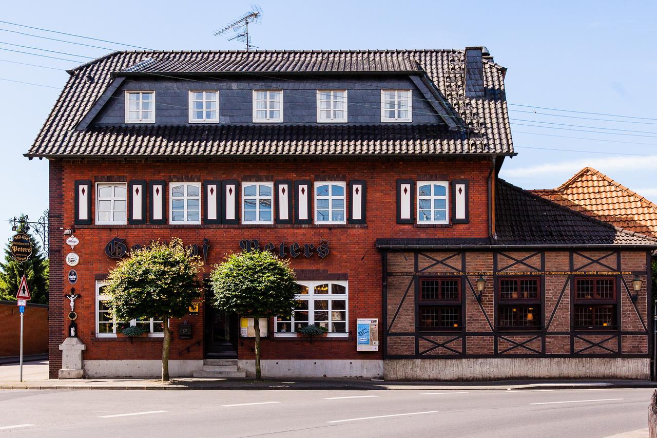 Hotel-Restaurant Gasthof Peters Anno 1650 Selfkant Exterior photo