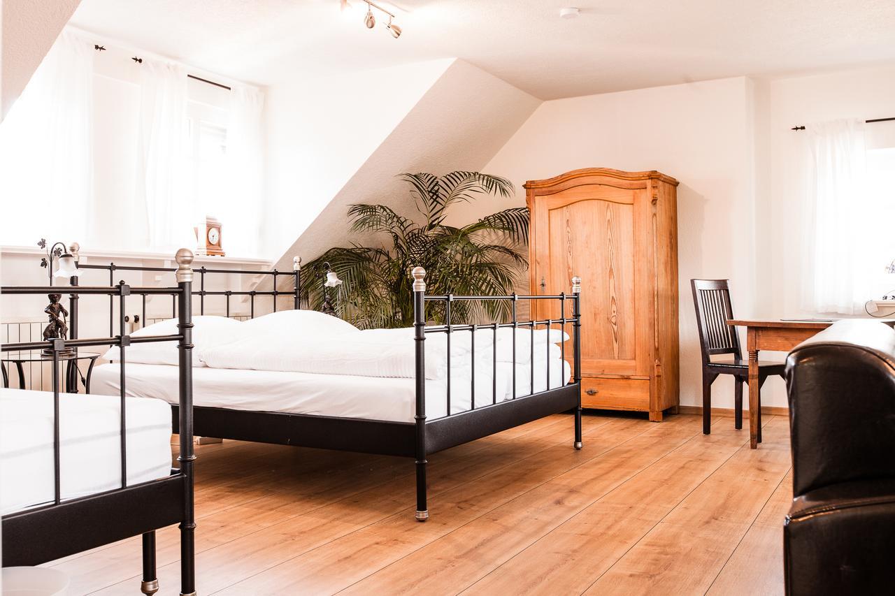 Hotel-Restaurant Gasthof Peters Anno 1650 Selfkant Room photo